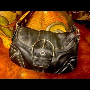 Coach leather bag. Beautiful!!
